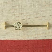 Load image into Gallery viewer, MIZUHIKI GOLD COLOUR CUTLERY REST
