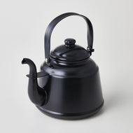 RETRO ENAMEL KETTLE (MATTE BLACK OR NAVY)