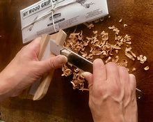 Load image into Gallery viewer, MY WOOD GRIP CUTTER KNIFE KIT

