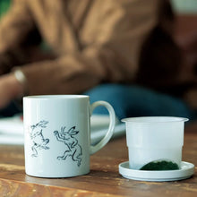 Load image into Gallery viewer, CHOJYU-GIGA MUG CUP WITH LID &amp; TEA STRAINER
