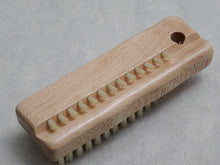 Load image into Gallery viewer, NAIL CLEANING BRUSH 75MM (PIG HAIR)
