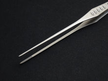 Load image into Gallery viewer, STAINLESS STEEL CHEF TONGS STRAIGHT 210MM
