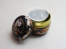 Load image into Gallery viewer, SAKURA &amp; KIKU FLOWERS TIN TEA CADDY (BLACK OR RED)
