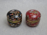 SAKURA & KIKU FLOWERS TIN TEA CADDY (BLACK OR RED)