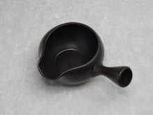 Load image into Gallery viewer, TOKONAME WARE MATCHA KYUSU BY TAKEHARU
