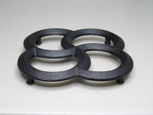CAST IRON TRIVET/POT STAND (YOTSUWA/4 RINGS)