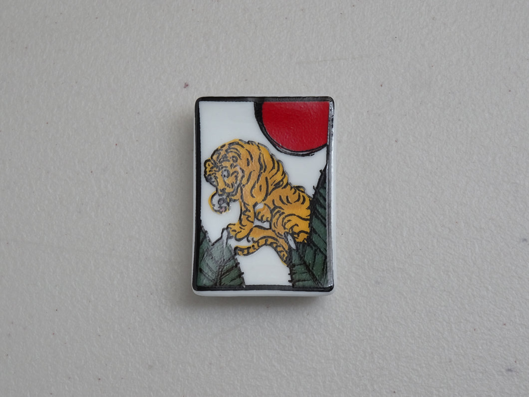 MINOYAKI HANAFUDA-STYLE ZODIAC CHOPSTICKS REST