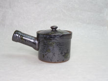 Load image into Gallery viewer, HASAMIYAKI KURO-UWAGUSURI RAKU-RAKU COFFEE/TEAPOT WITH STAINLESS TEA STRAINER
