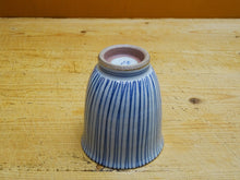 Load image into Gallery viewer, HASAMIYAKI MIDARE SENSUJI TEA CUP
