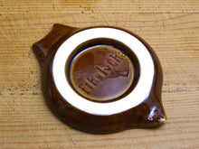 Load image into Gallery viewer, FIKALYCKA CAT SHAPED SMALL GRATER PLATE (BROWN)
