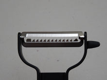 Load image into Gallery viewer, JULIENNE PEELER (MATTE BLACK)

