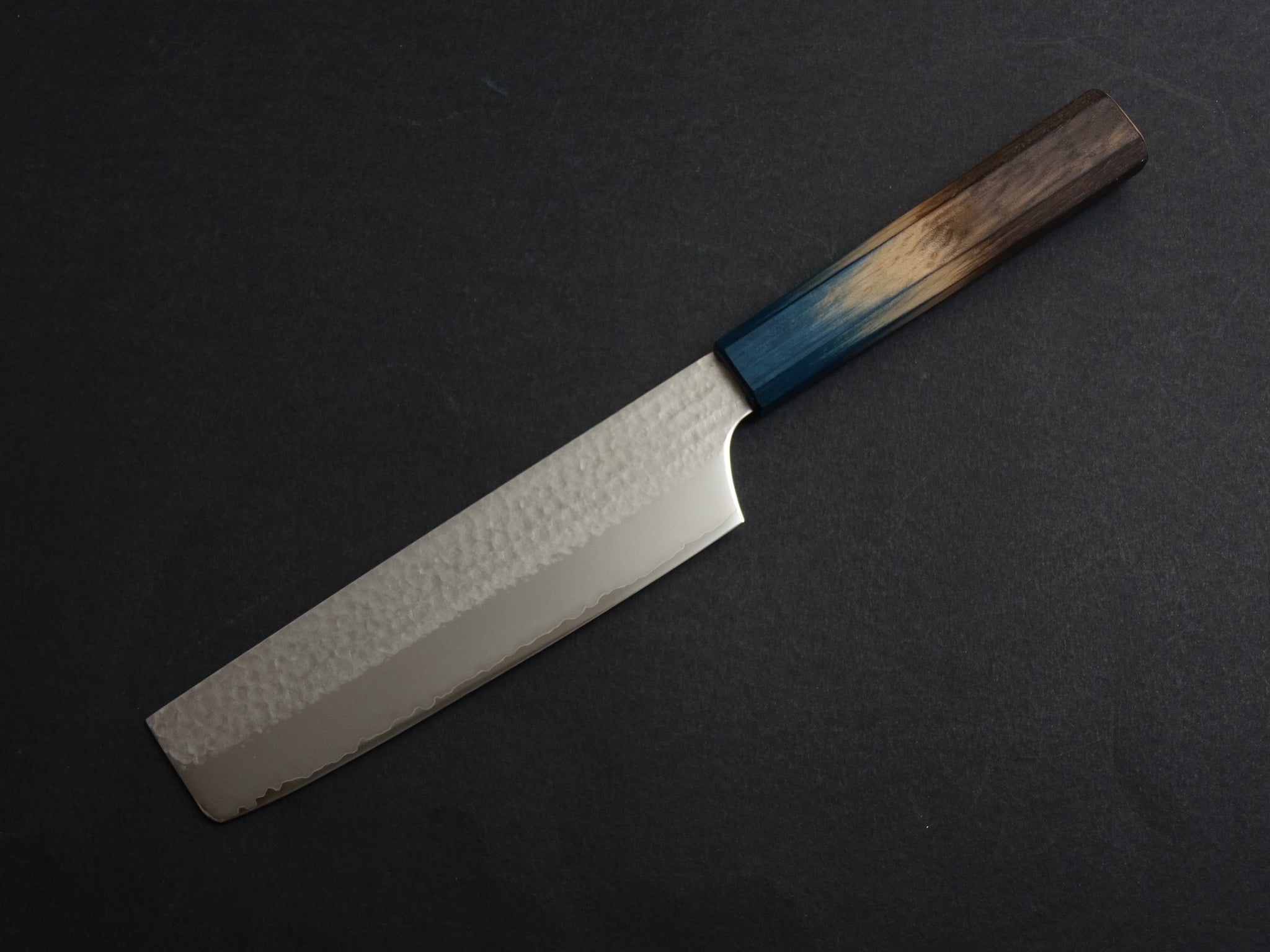KICHIJI VG 5 HAMMERED NAKIRI 165MM OCTAGONAL AKATSUKI BURNT DYED H kichiji-vg-5-hammered-nakiri-165mm-octagonal-akatsuki-burnt-dyed-h