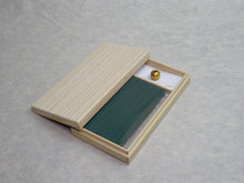 Load image into Gallery viewer, SETSUGEKKA YUKI INCENSE STICKS &amp; STAND SET IN A BOX OF PAULOWNIA WOOD

