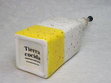 Load image into Gallery viewer, TIERRA COCIDA HANDMADE CERAMIC OIL DISPENSER 475ML
