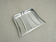 TIN DUSTPAN