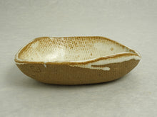 Load image into Gallery viewer, RUBEN OVAL BOWL CREAM
