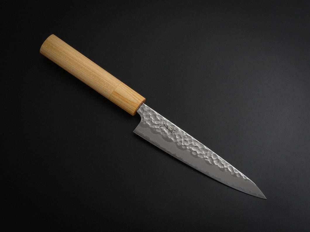 TSUNEHISA SHIROGAMI 2 / STAINLESS CLAD HAMMERED PETTY 135MM CHERRYWOOD HANDLE