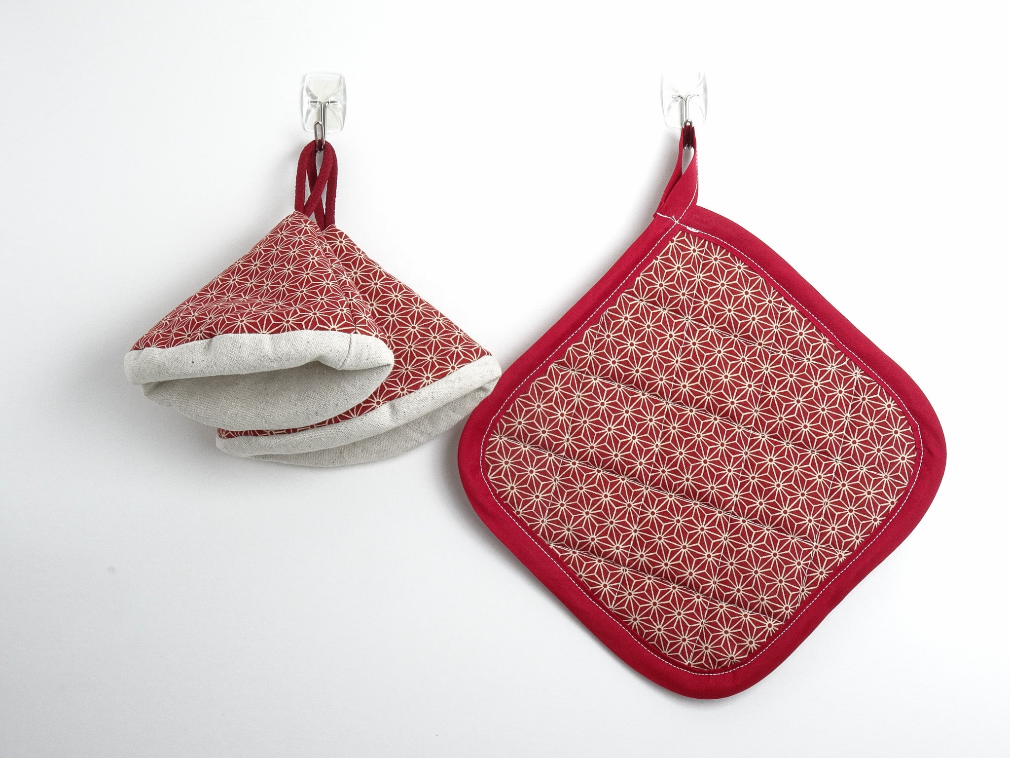 NABETSUKAMI & NABESHIKI / POTHOLDER & TRIVET SET ASANOHA WITH RED RIBBON*