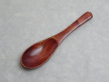 Load image into Gallery viewer, TRADITIONAL LACQUERED WOOD RENGE SPOON
