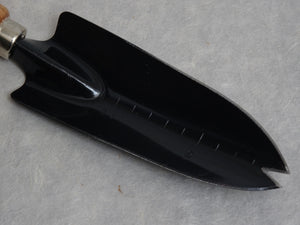 ROOT CUTTING TROWEL