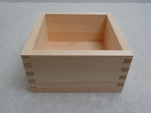 Load image into Gallery viewer, HINOKI MASU/ WOOD MEASURE CUP (SMALL/LARGE)*
