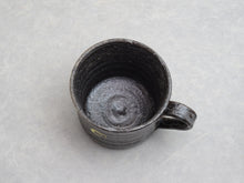 Load image into Gallery viewer, SHIGARAKIYAKI HECHIMON KURO-HAGANE MUG CUP
