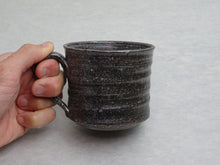 Load image into Gallery viewer, SHIGARAKIYAKI HECHIMON KURO-HAGANE MUG CUP
