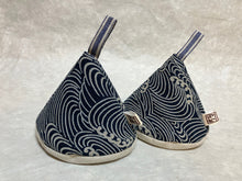 Load image into Gallery viewer, NABETSUKAMI / POTHOLDER  SET OF 2
