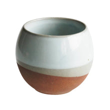 Load image into Gallery viewer, MINOYAKI SALIU KOROKORO TEA CUP WHITE
