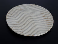 RUBEN FLAT PLATE WITH TEXTURE CREAM