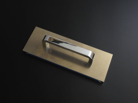 ATOMA DIAMOND PLATE WITH HANDLE #140
