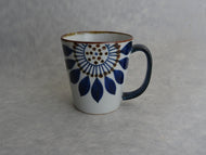 HASAMIYAKI BLUE MUG CUP